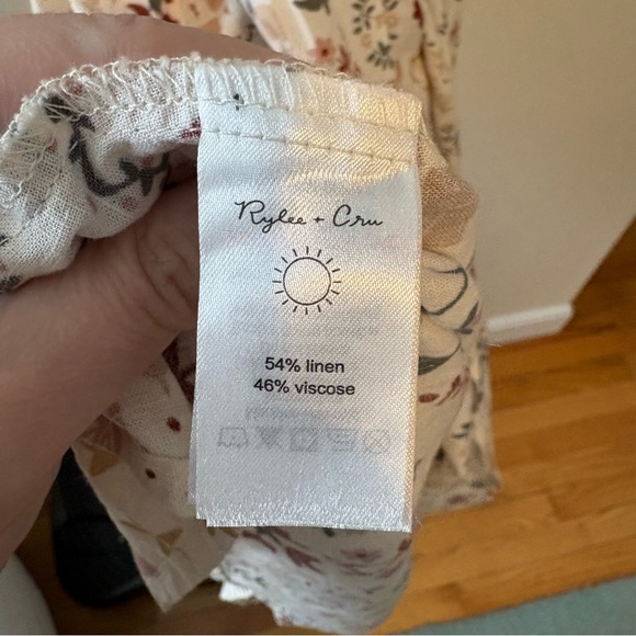 Rylee + Cru Della maxi dress in folklore print - Picture 9 of 9